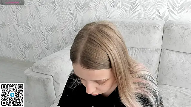 Alice Halle online show from 06/09/26, 10:16