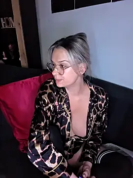 SpicyVicky online show from 03/13/25, 06:37