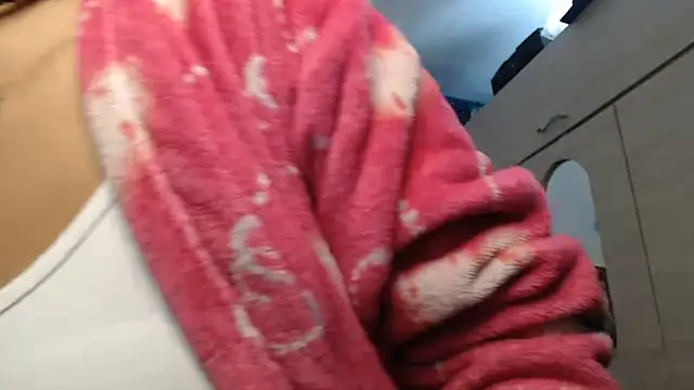 SWEETT CORY online show from 06/11/26, 08:45