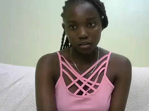 Snapshot of Latiffagodess chatting on 01/28/25, 07:10 Latiffagodess online show from 01/28/25, 07:10