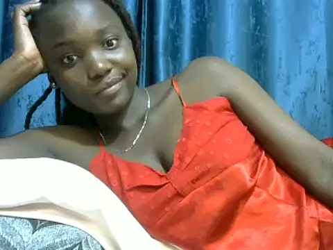 Snapshot of Latiffagodess chatting on 02/01/25, 09:40 Latiffagodess online show from 02/01/25, 09:40