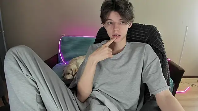 Liam sexy1 online show from 12/28/24, 07:44