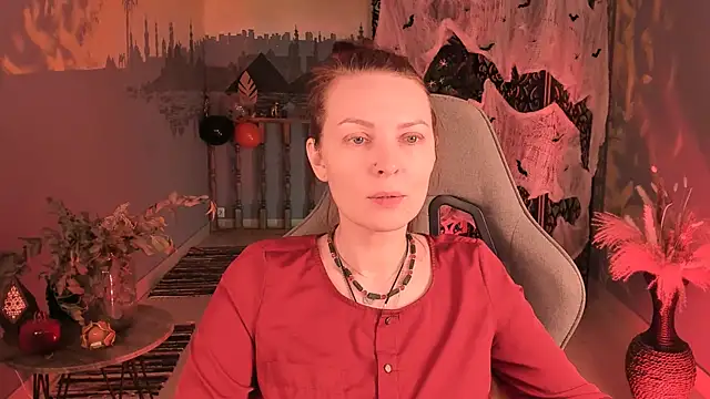 VandaRossi online show from 10/21/25, 05:30