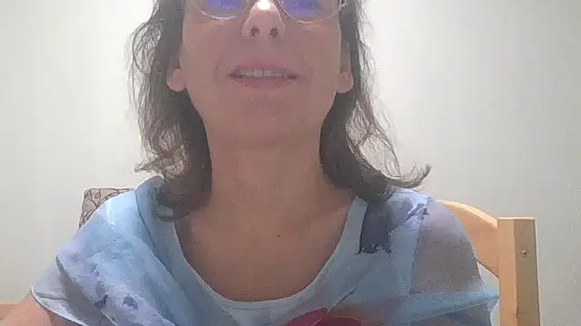 HollyJewel online show from 09/30/25, 05:18