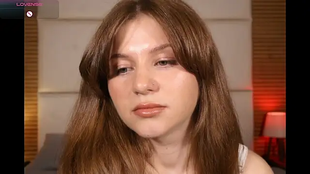 Snapshot of AliceBellamy chatting on 04/06/26, 04:46 AliceBellamy online show from 04/06/26, 04:46
