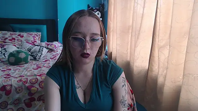 Liaroberts1 online show from 03/04/25, 02:53