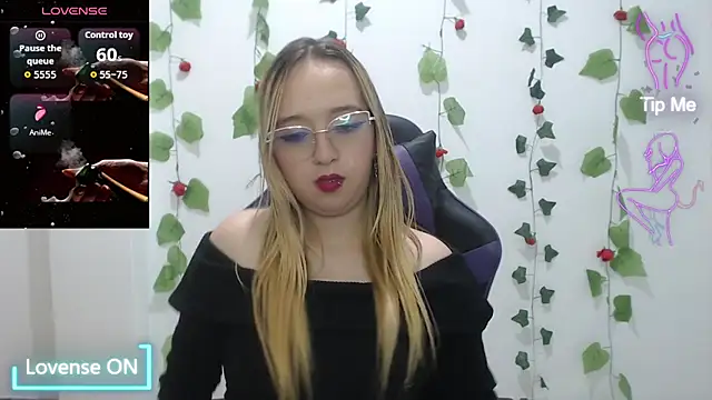 Liaroberts1 online show from 02/04/26, 02:39