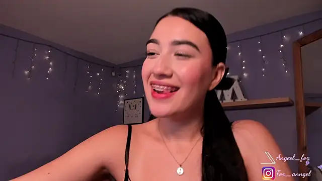 angeel fox online show from 01/21/25, 02:33