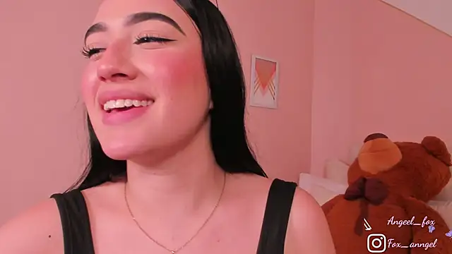 angeel fox online show from 11/28/25, 05:21