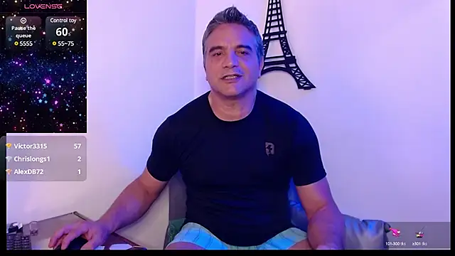 Snapshot of golden_punisher chatting on 02/17/25, 08:19 golden punisher online show from 02/17/25, 08:19