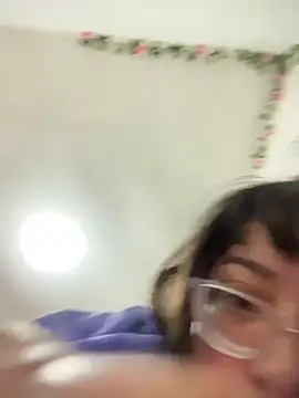 indiegirl666 online show from 10/21/25, 05:19