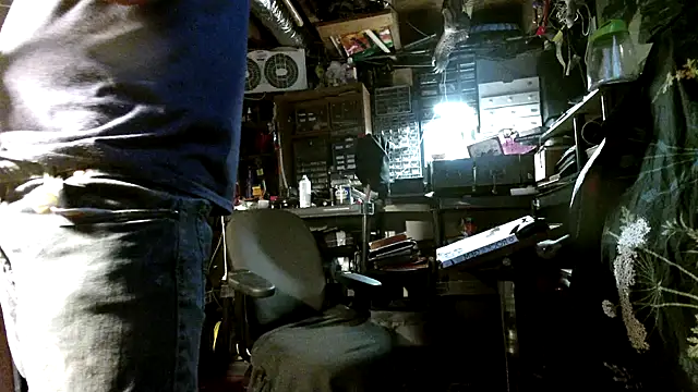 mrwinsalot88 online show from 10/11/25, 10:58