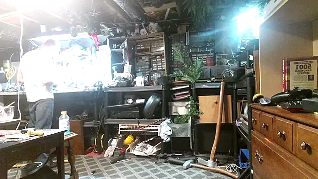 mrwinsalot88 online show from 10/25/25, 06:10