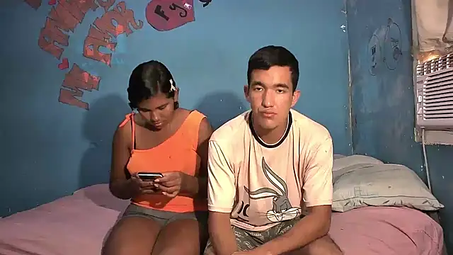 Snapshot of Sweetiefoxxx chatting on 02/17/25, 08:04 Sweetiefoxxx online show from 02/17/25, 08:04