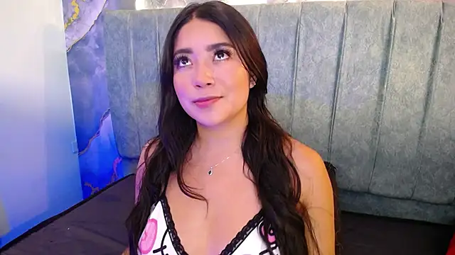 Snapshot of Susy_thomson chatting on 02/11/26, 04:50 Susy thomson online show from 02/11/26, 04:50