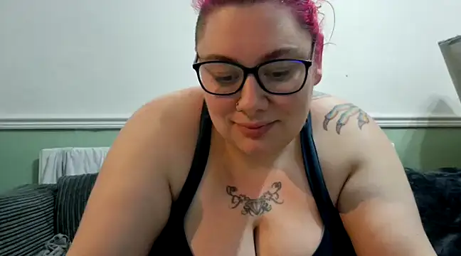 Bustycurves online show from 12/08/24, 09:41