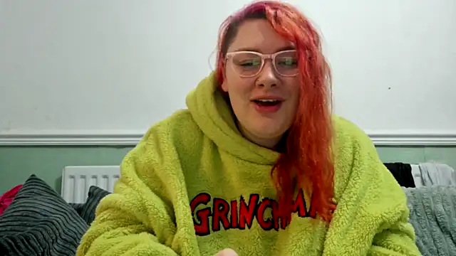 Bustycurves online show from 12/23/24, 09:08