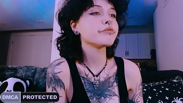 NaughtyLittleFox online show from 05/07/26, 03:23