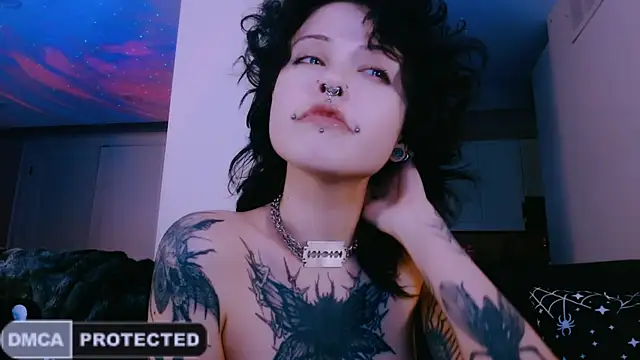 NaughtyLittleFox online show from 05/12/26, 04:20