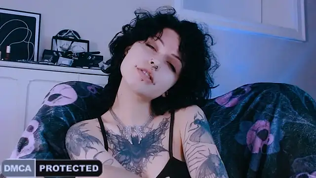 NaughtyLittleFox online show from 06/12/26, 03:27