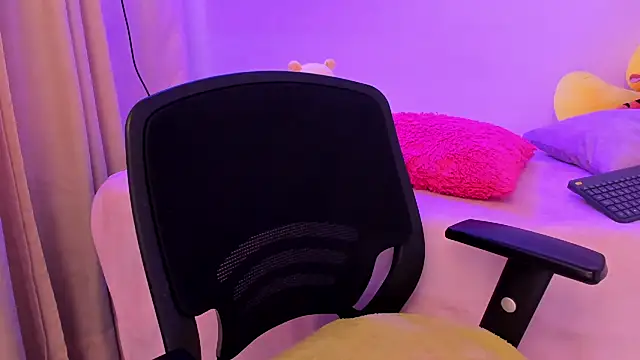 shanel taylor online show from 01/21/25, 03:26