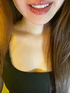 minmin2kk5 online show from 04/30/26, 03:51
