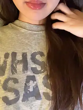 minmin2kk5 online show from 06/19/26, 03:27
