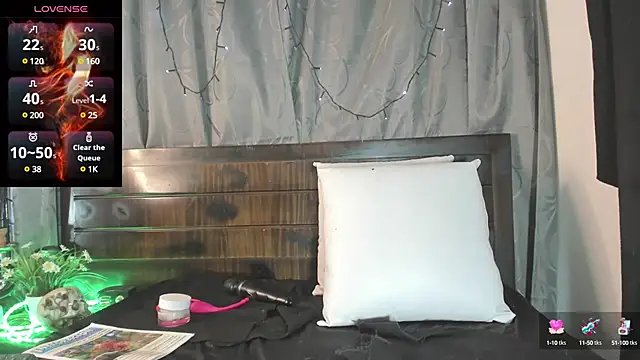 eva1saenz online show from 12/05/24, 08:44