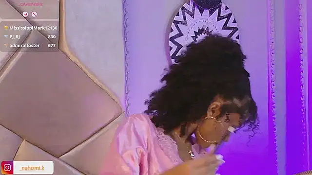 Snapshot of Nahomi_King chatting on 02/06/25, 07:07 Nahomi King online show from 02/06/25, 07:07