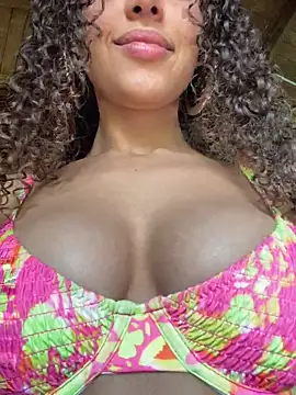 Snapshot of Rati_Curly chatting on 02/22/26, 03:10 Rati Curly online show from 02/22/26, 03:10