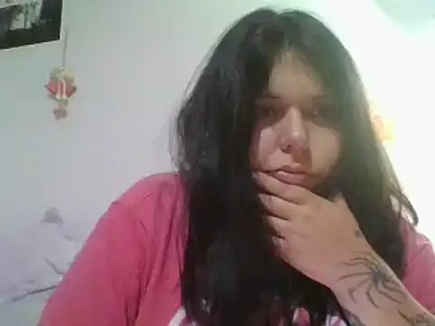 Snapshot of scarletttlove chatting on 03/22/26, 12:36 scarletttlove online show from 03/22/26, 12:36