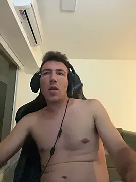 Snapshot of fedex_c2c chatting on 03/20/26, 04:06 fedex c2c online show from 03/20/26, 04:06