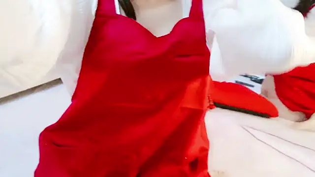 Snapshot of aaanyan chatting on 12/11/24, 02:33 aaanyan online show from 12/11/24, 02:33