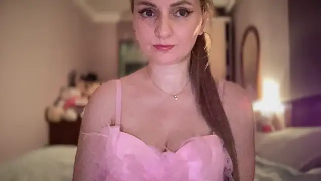 Snapshot of Viola_sweet chatting on 07/26/26, 10:38 Viola sweet online show from 07/26/26, 10:38
