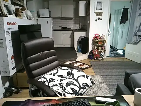 mihaimichael online show from 10/17/25, 11:57