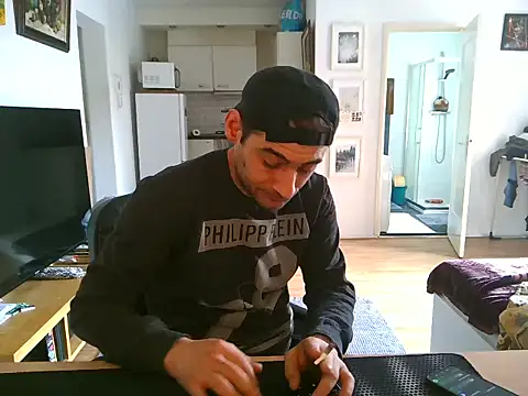 mihaimichael online show from 06/17/26, 01:23