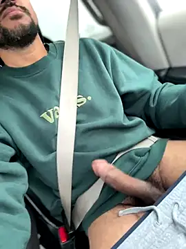 Snapshot of han_der88 chatting on 12/01/25, 03:17 han der88 online show from 12/01/25, 03:17