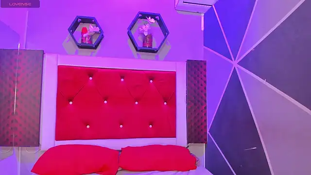 Karoll014 online show from 09/17/25, 12:18