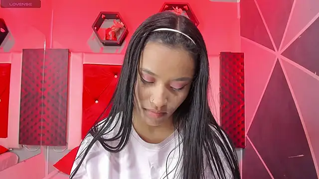 Karoll014 online show from 09/19/25, 01:56