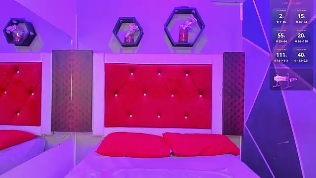 Karoll014 online show from 10/31/25, 12:06