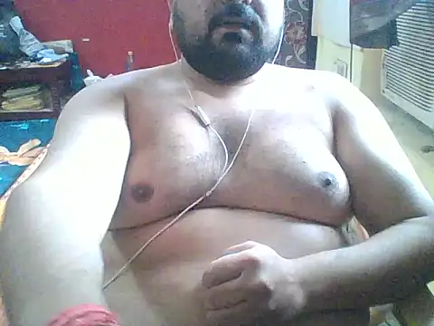 ARYANAVAILABLE online show from 09/20/25, 03:29