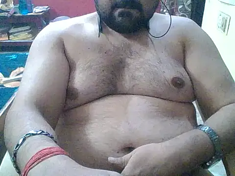 ARYANAVAILABLE online show from 11/09/25, 09:02