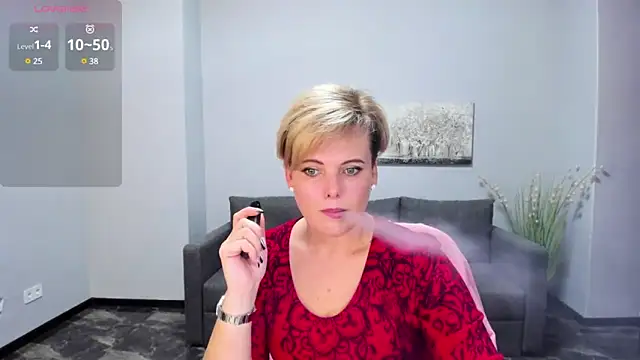 Julia Wilsone online show from 01/19/25, 01:01