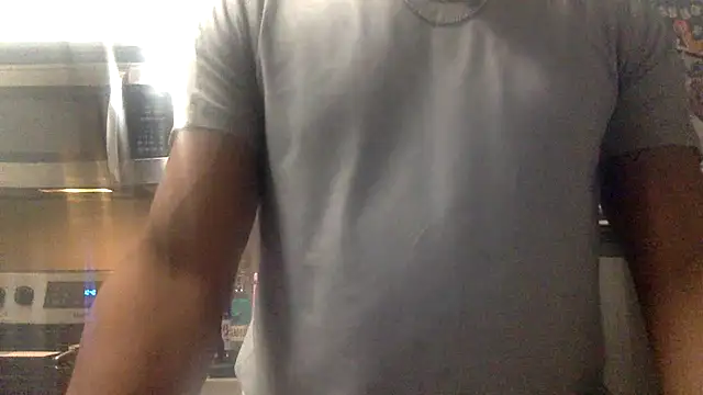 Snapshot of Smashersjk chatting on 01/31/25, 03:41 Smashersjk online show from 01/31/25, 03:41