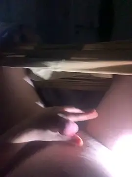 Snapshot of Erenn34 chatting on 09/25/25, 11:30 Erenn34 online show from 09/25/25, 11:30