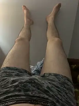 Snapshot of Erenn34 chatting on 11/23/25, 10:53 Erenn34 online show from 11/23/25, 10:53