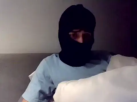 Snapshot of tengocanicas chatting on 12/31/24, 12:57 tengocanicas online show from 12/31/24, 12:57