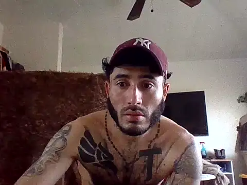 Snapshot of tengocanicas chatting on 02/04/25, 11:38 tengocanicas online show from 02/04/25, 11:38