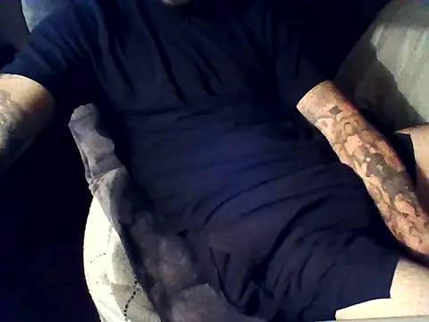 Snapshot of tengocanicas chatting on 10/11/25, 09:19 tengocanicas online show from 10/11/25, 09:19