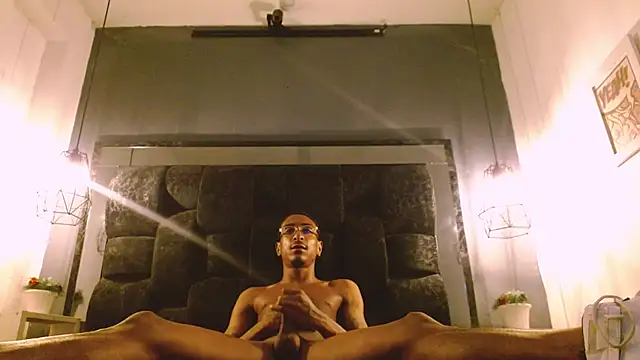 Jose Smoke online show from 02/17/25, 09:03